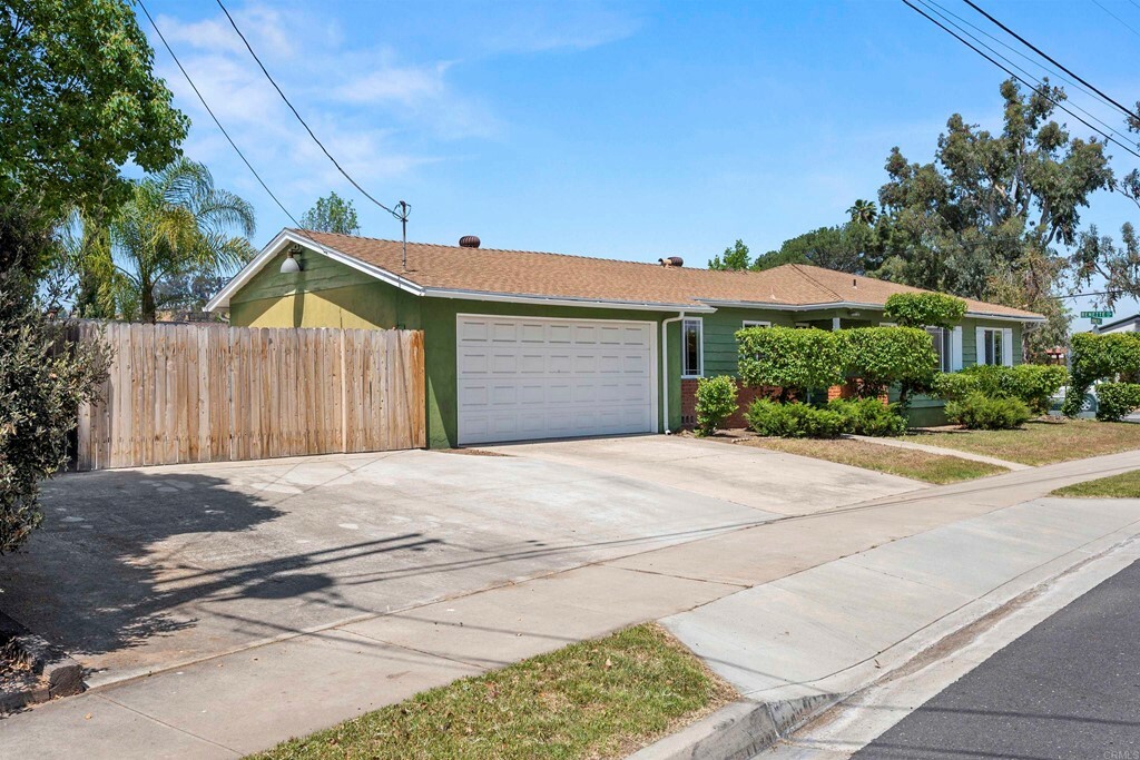 Property Photo:  930 S Johnson  CA 92020 