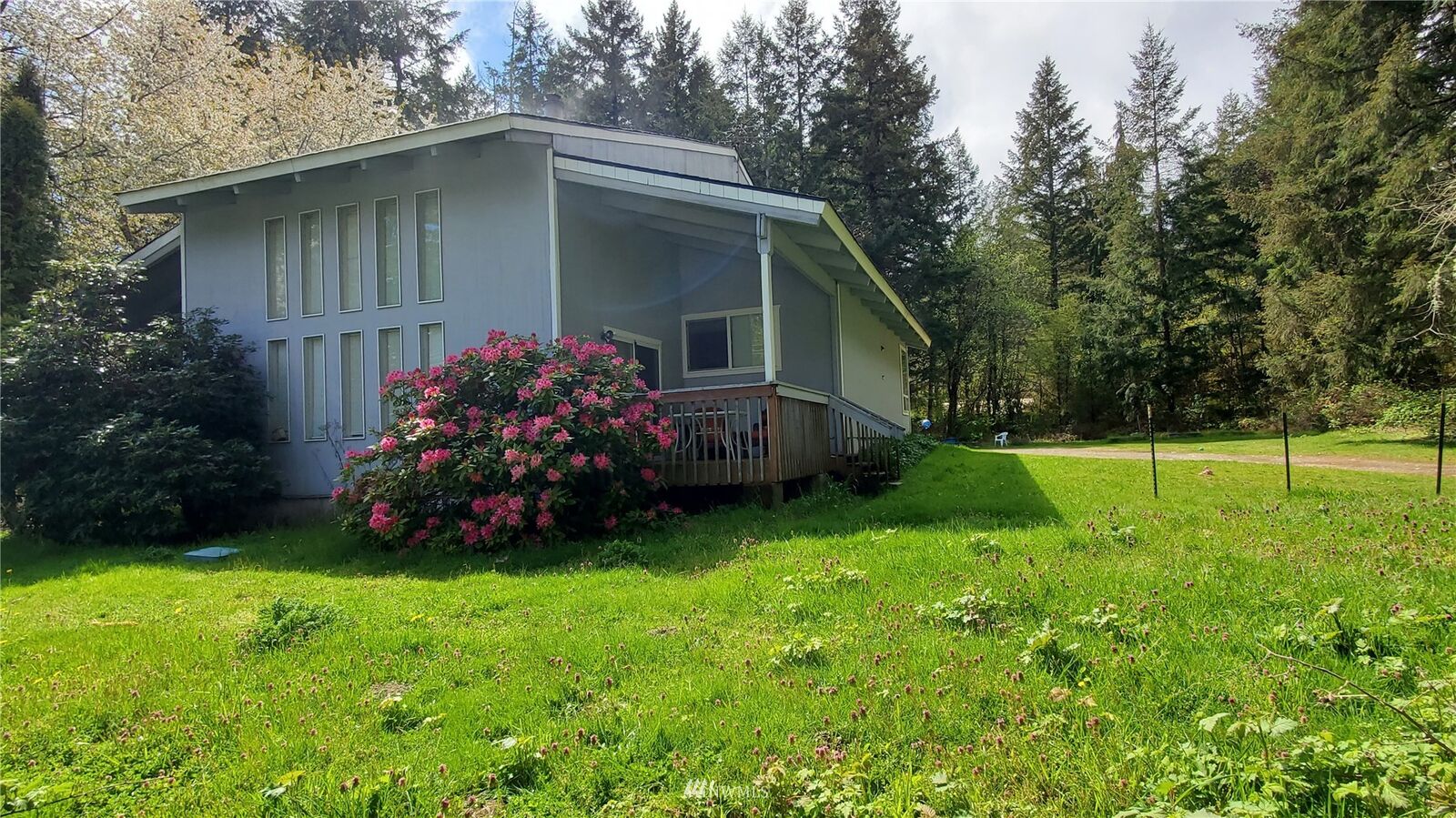 Property Photo: 12400 134th Avenue NW WA 98329