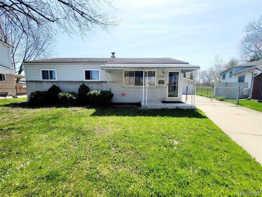 Property Photo:  33687 Newport  MI 48310 