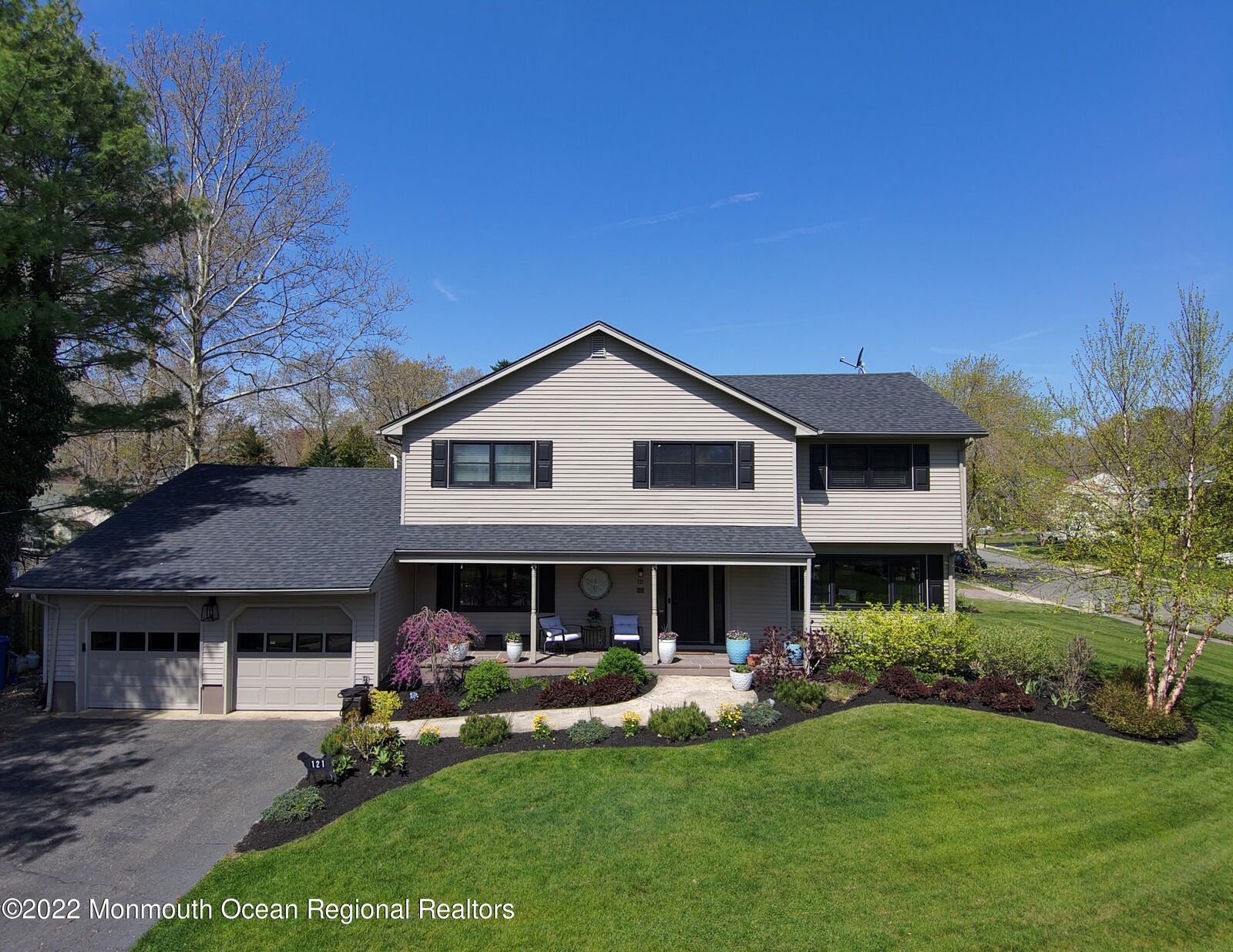 Property Photo:  121 Sun Valley Road  NJ 08755 