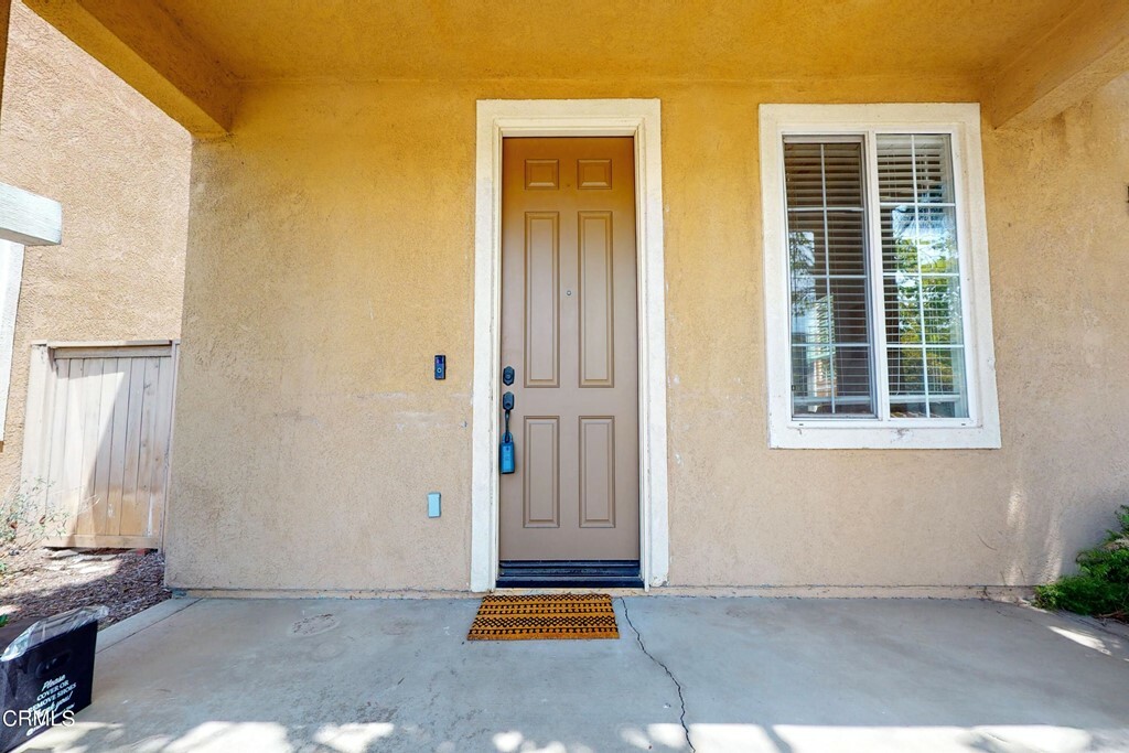Property Photo: 1064 N A Street CA 93030