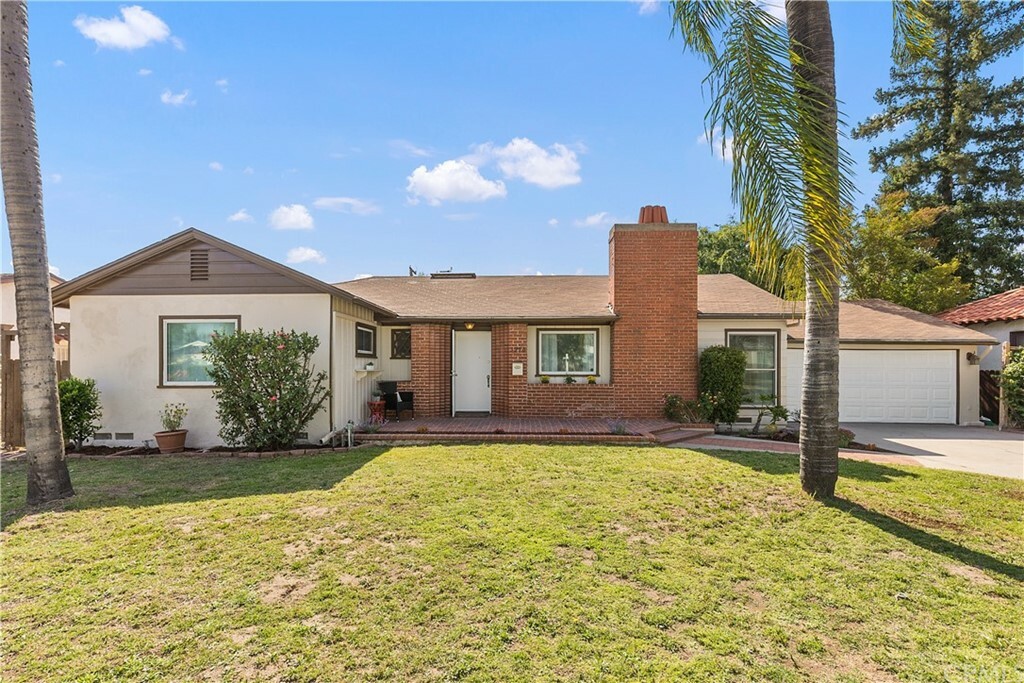 Property Photo:  3250 N Mayfield Avenue  CA 92405 