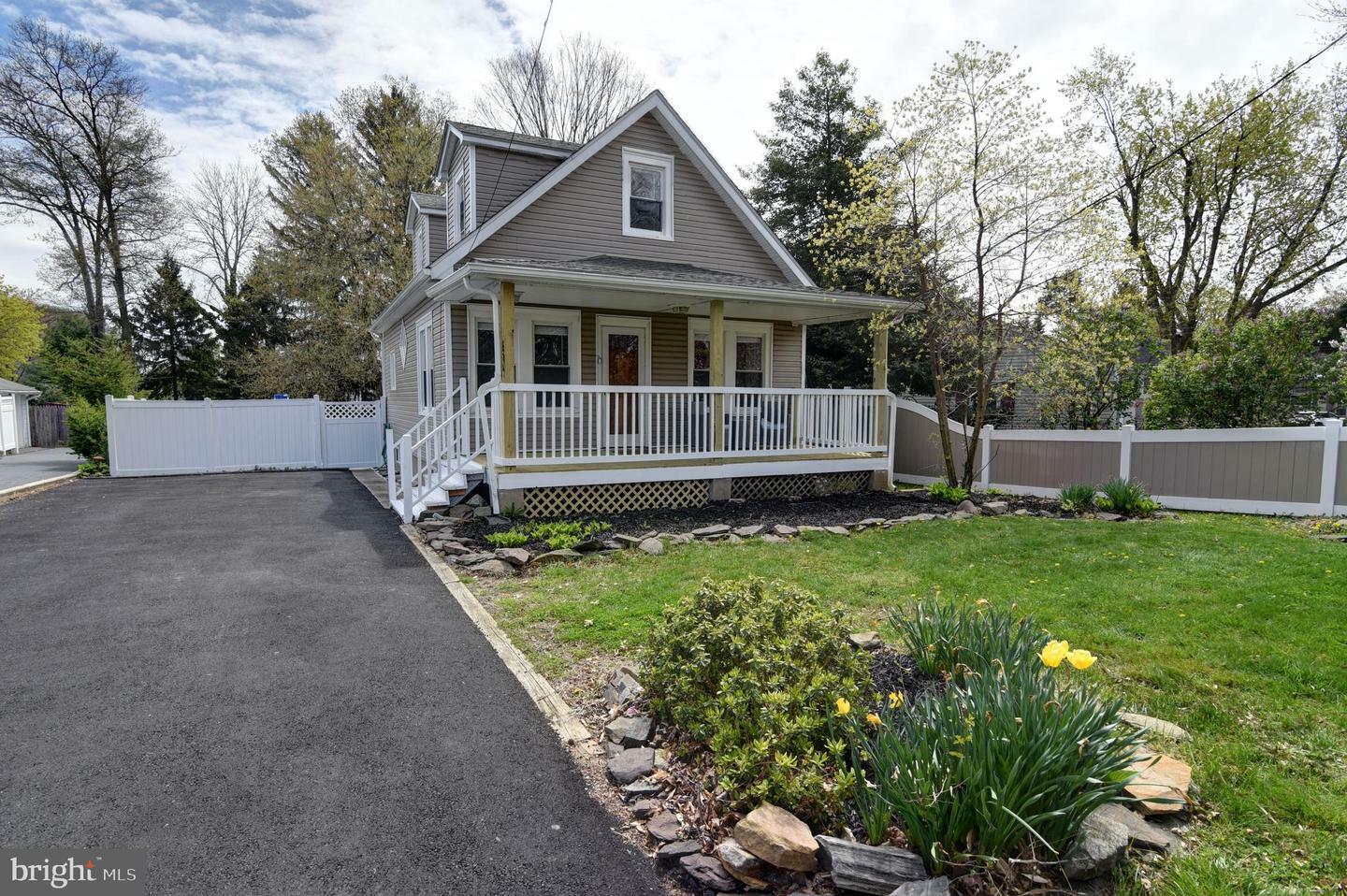 Property Photo:  174 Crest Avenue  NJ 08690 