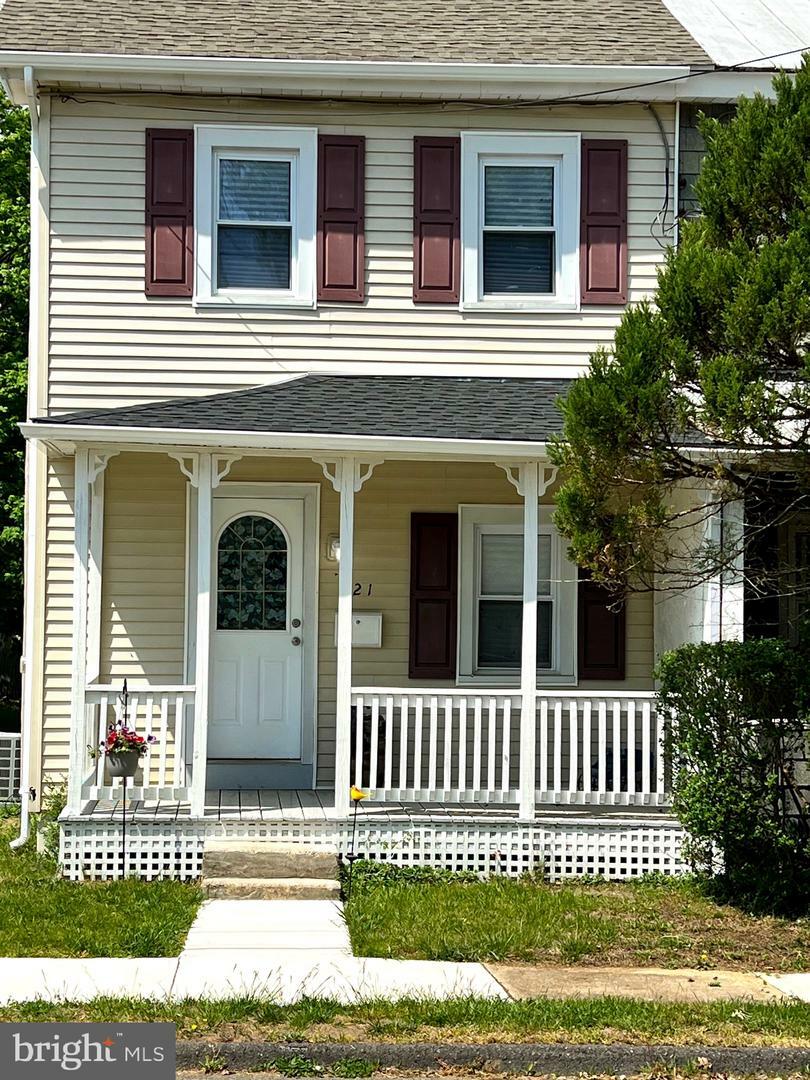 Property Photo:  221 E High Street  NJ 08312 