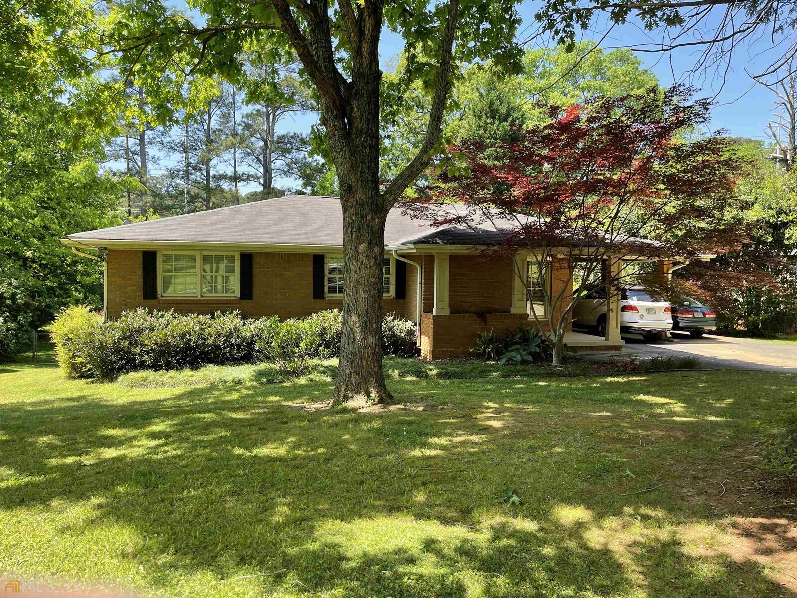 Property Photo:  1400 Nalley Circle  GA 30033 