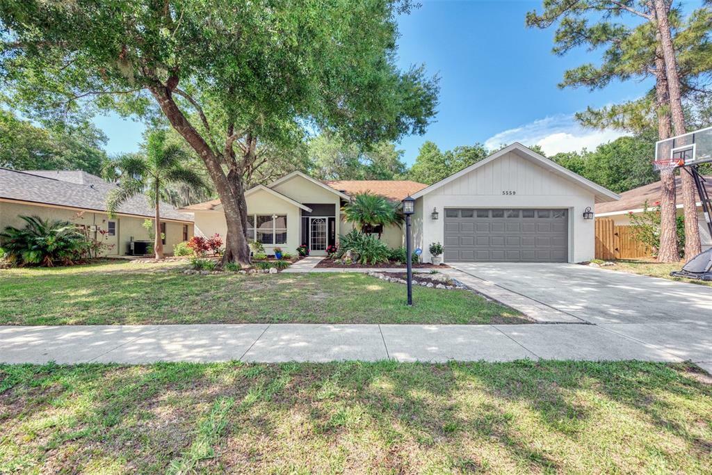 5559 Bent Oak Drive  Sarasota FL 34232 photo