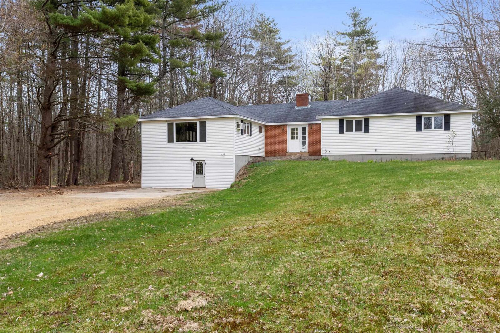 Property Photo:  102 Ross Road  NH 03825 