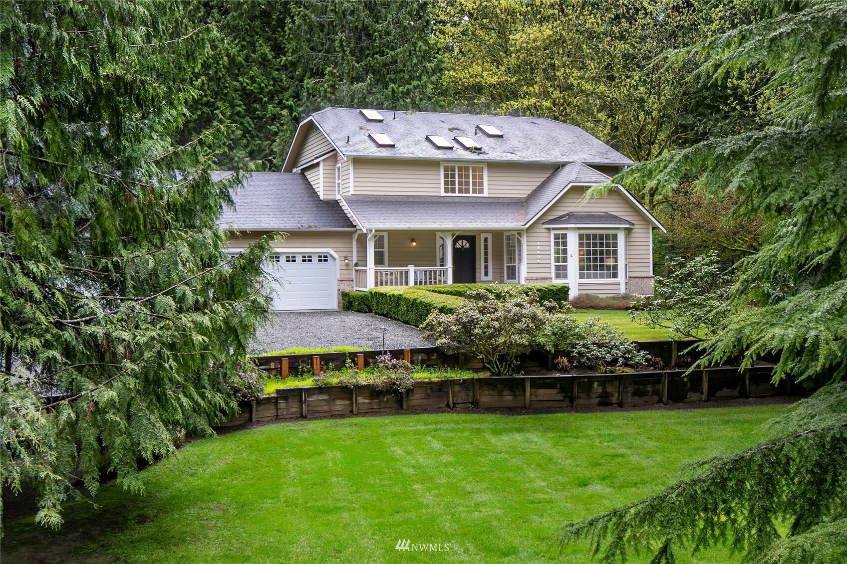 Property Photo: 19404 226th Avenue NE WA 98077