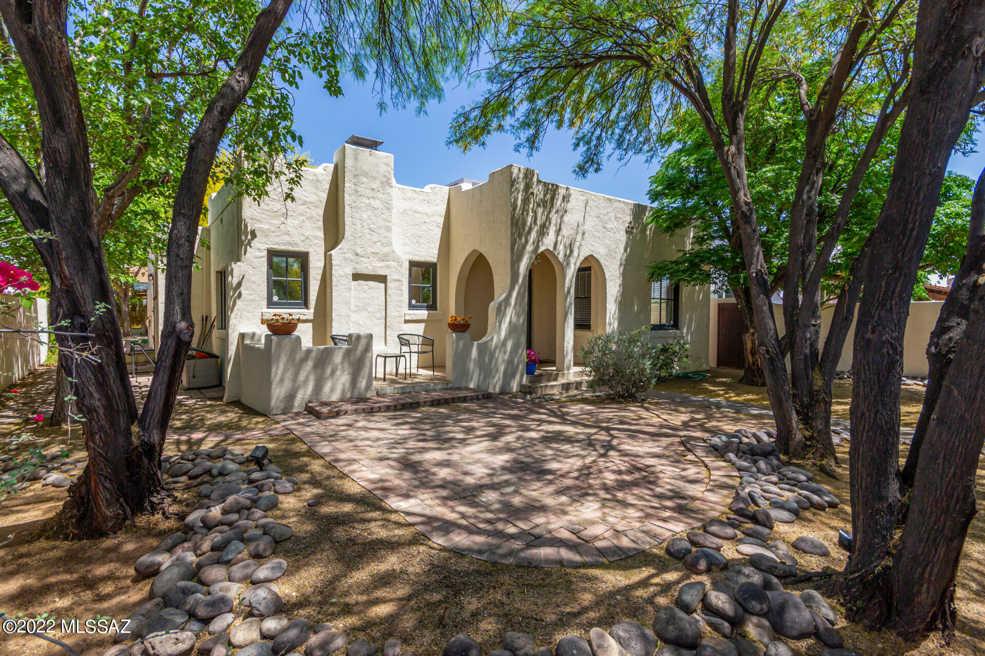 Property Photo:  2315 E 6th Street  AZ 85719 