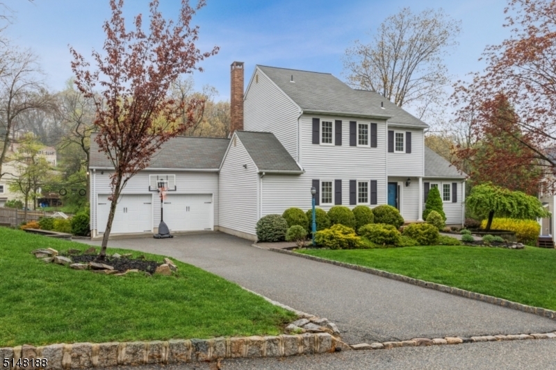 Property Photo: 4 Bonnell Ln NJ 07869