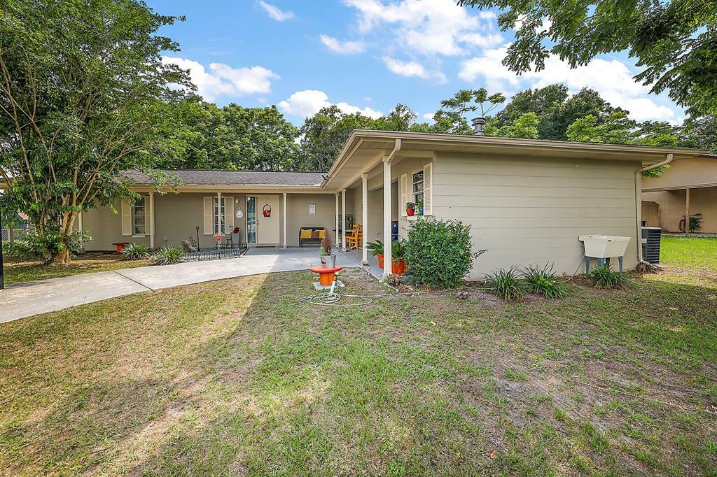 Property Photo:  465 Spring Lane  FL 34472 