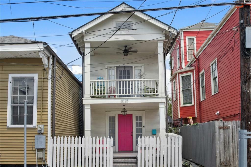 Property Photo:  3025 Laurel Street  LA 70115 