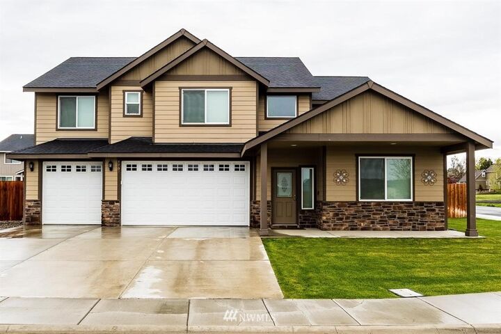 1707 E Sparrow Knoll Avenue  Ellensburg WA 98926 photo