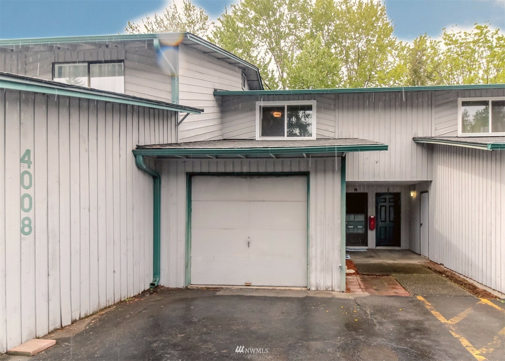 Property Photo:  4008 S 158th Street H  WA 98188 