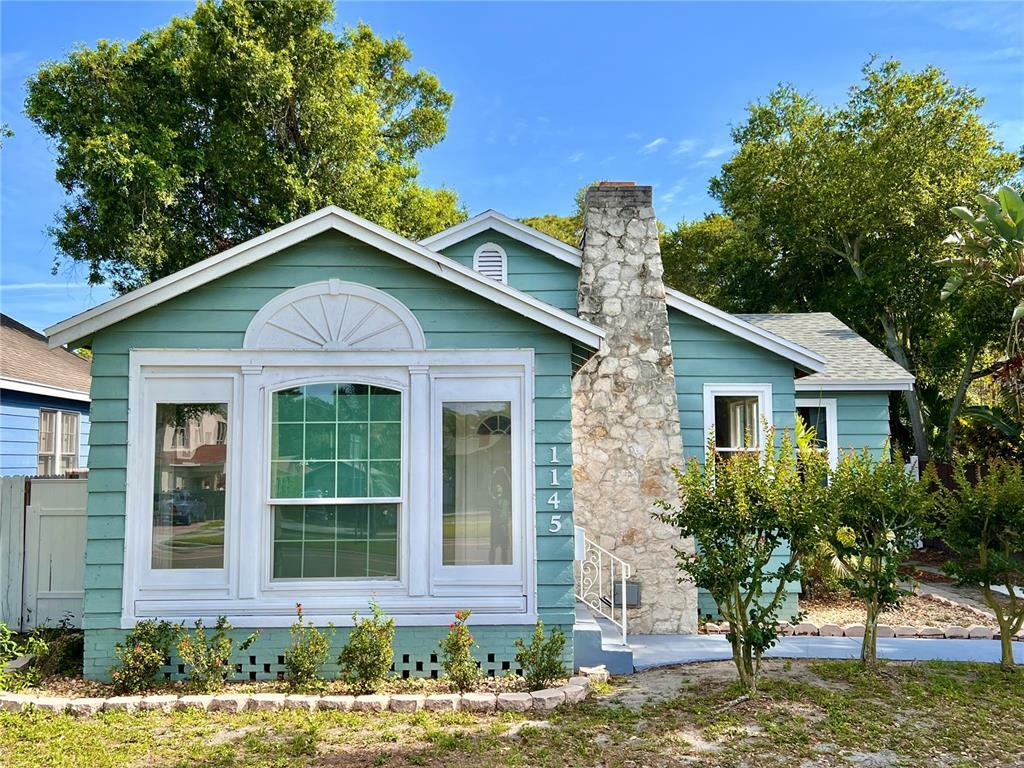 Property Photo: 1145 Drew Street FL 33755