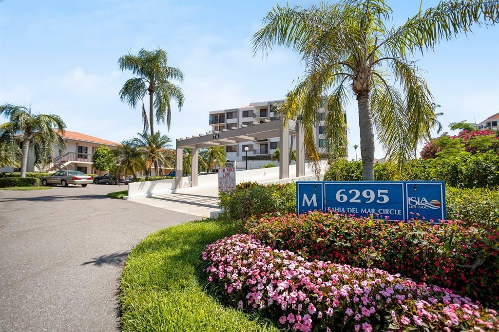 Property Photo:  6295 Bahia Del Mar Circle 604  FL 33715 