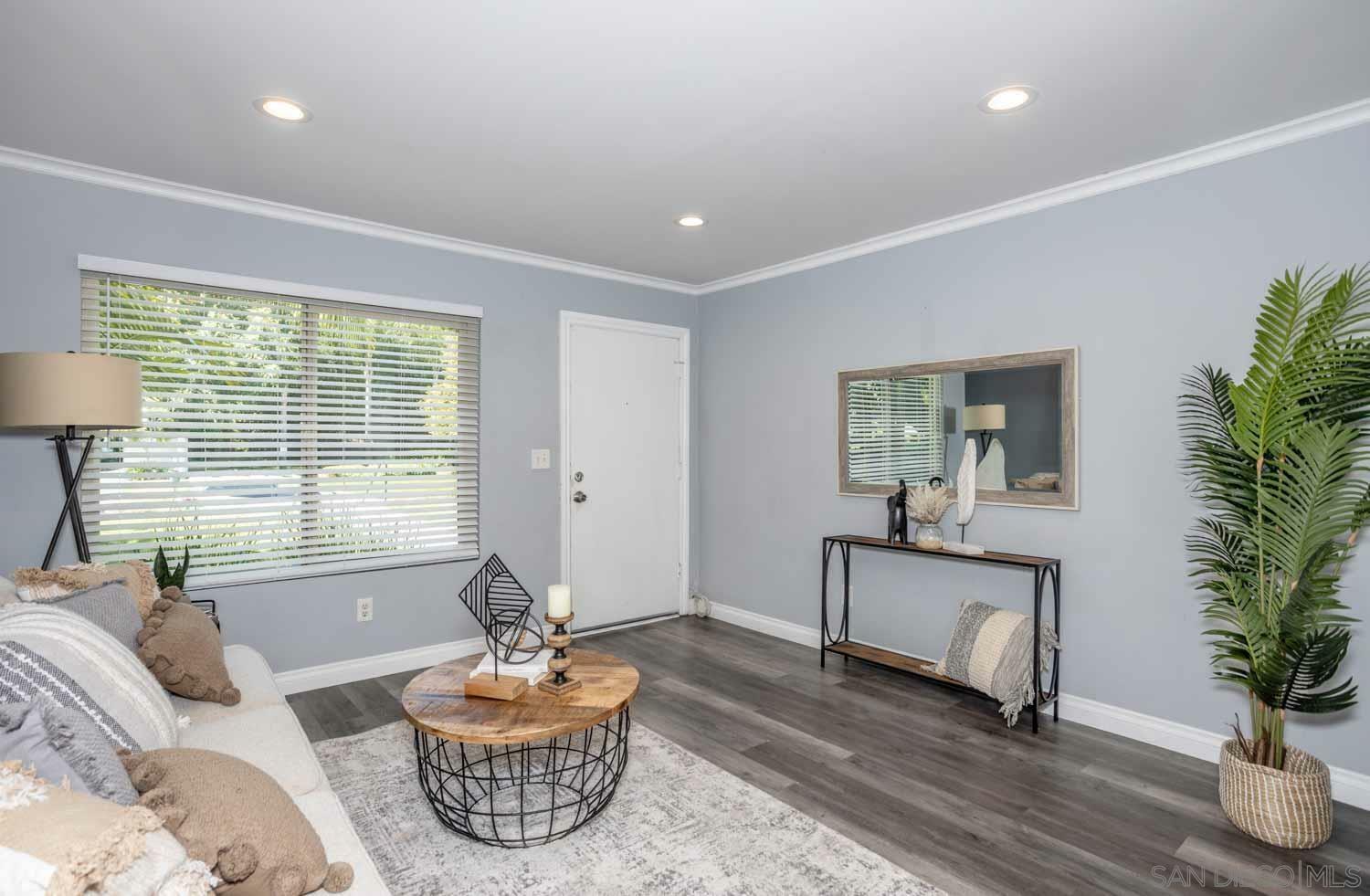 Property Photo: 6562 Bell Bluff Ave CA 92119