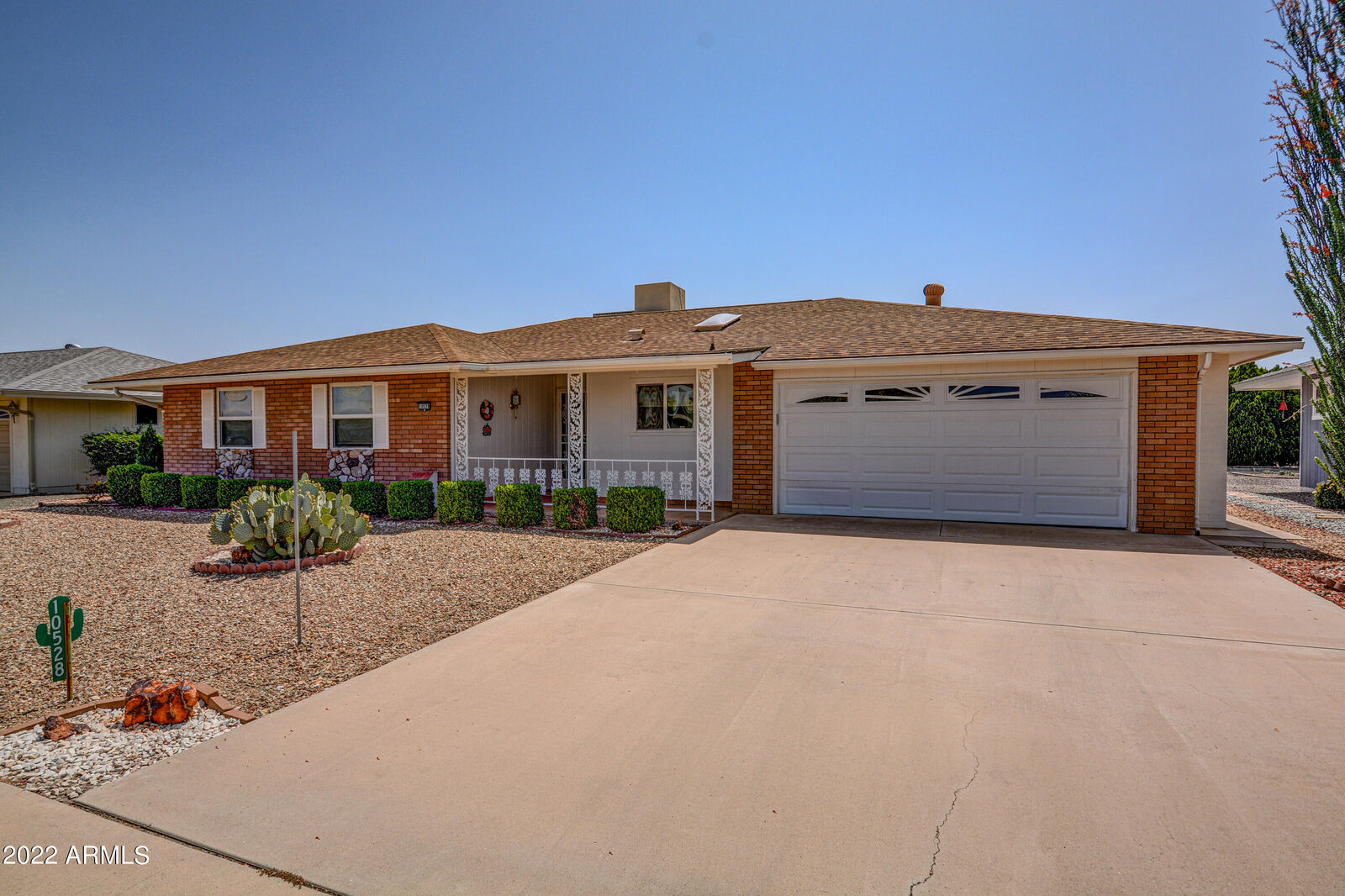 Property Photo: 10528 W Kingswood Circle AZ 85351