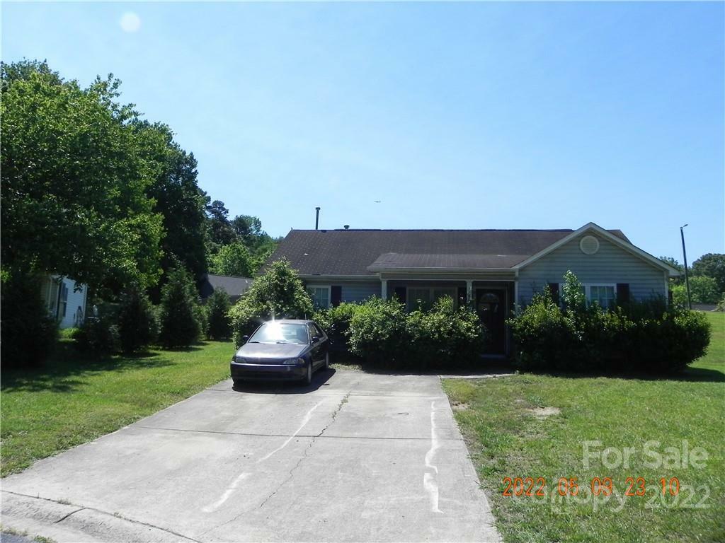 Property Photo:  1328 Level Creek Lane  NC 28214 