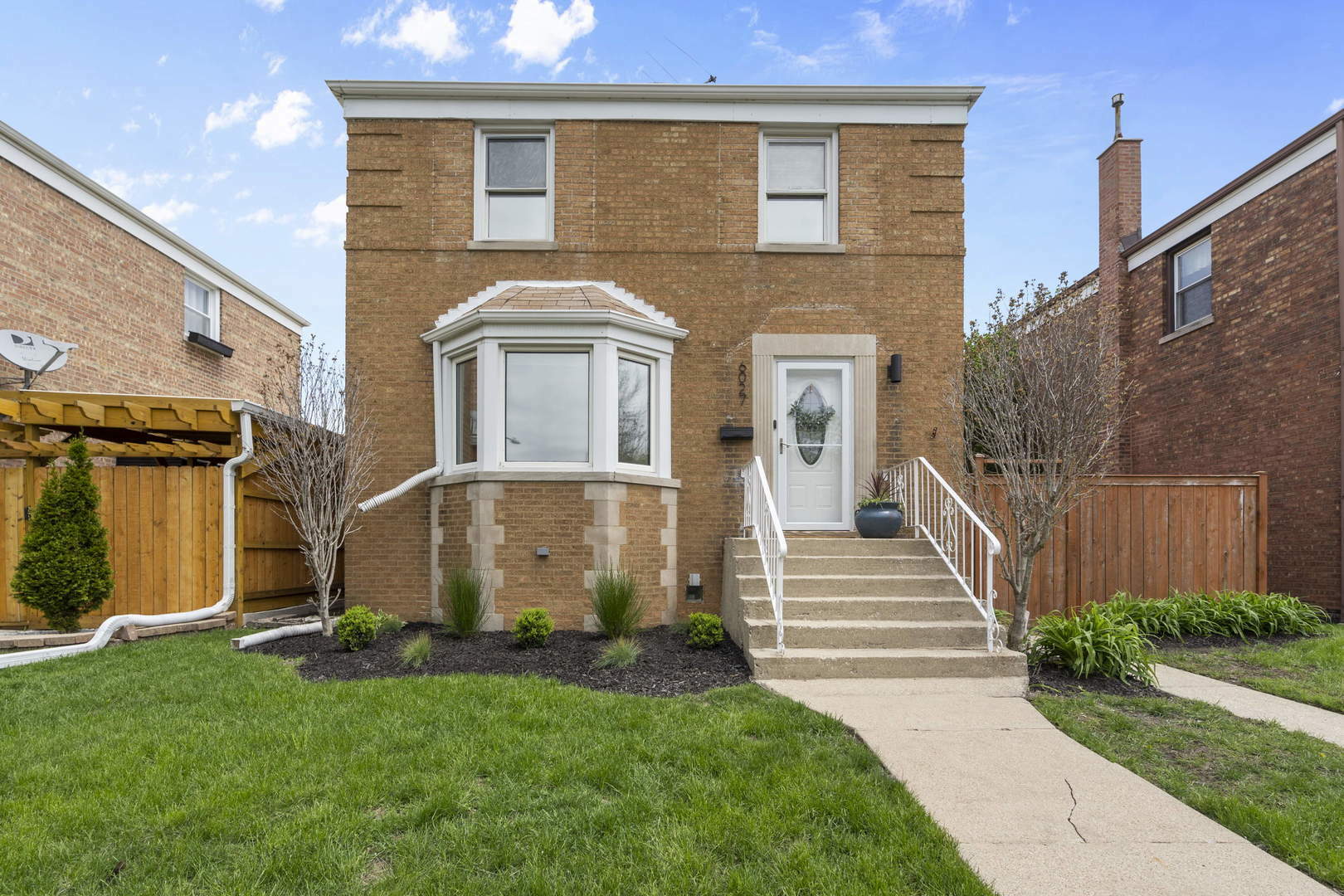 Property Photo:  6027 S Monitor Avenue  IL 60638 