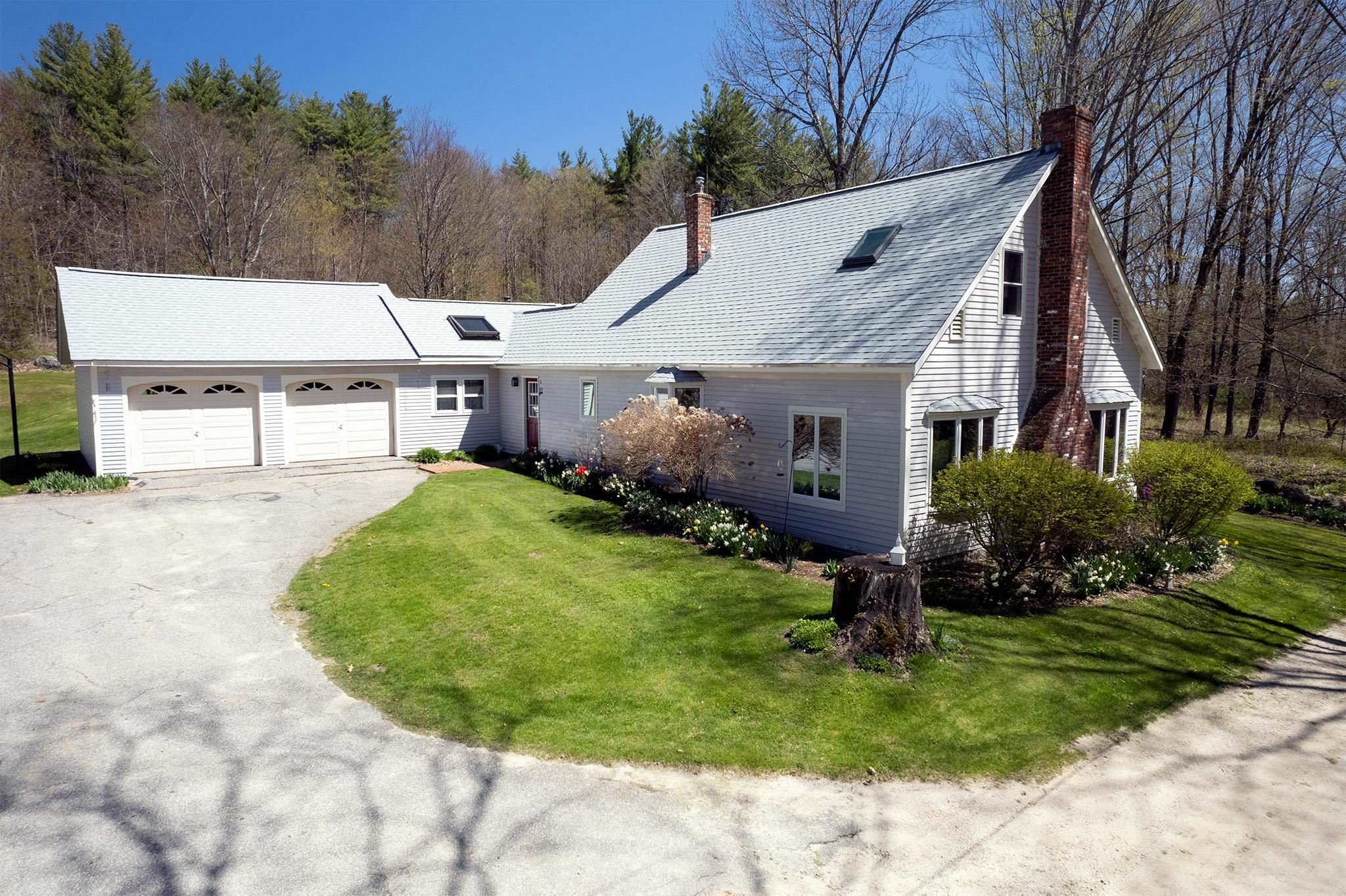 Property Photo:  33 Bridle Road  NH 03440 
