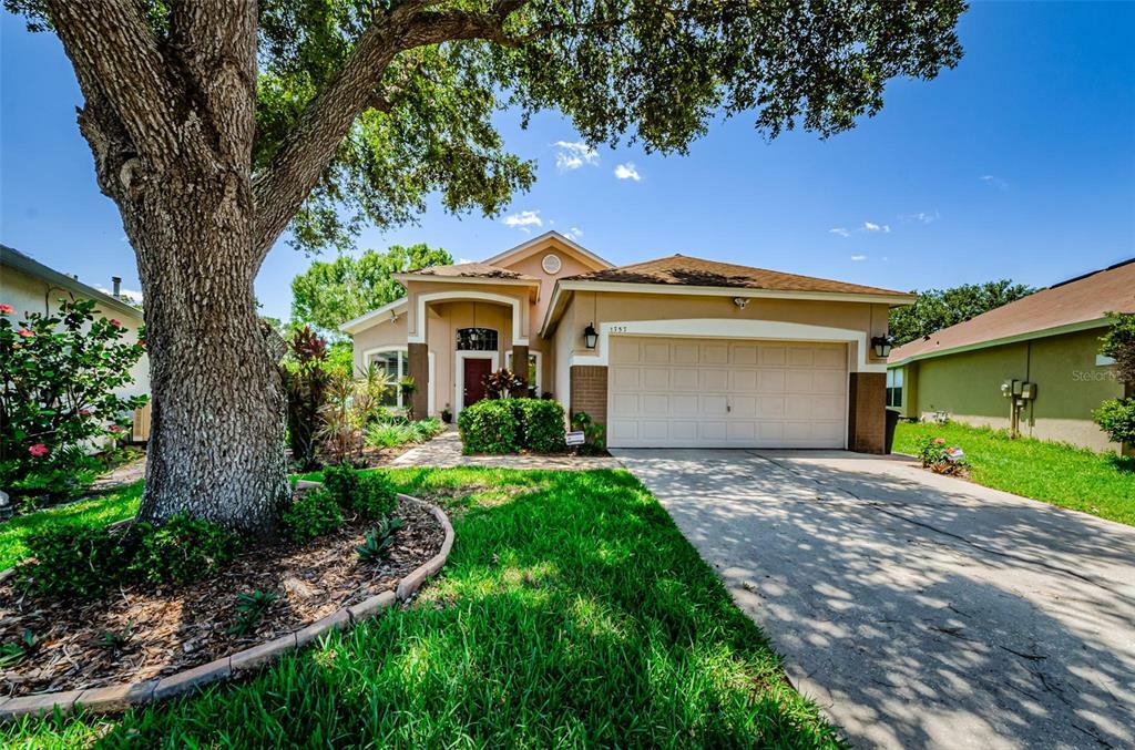 Property Photo: 1757 Hulett Drive FL 33511