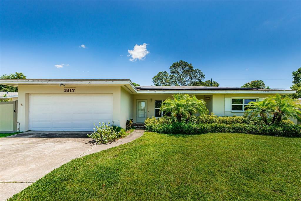 Property Photo:  1817 Bellemeade Drive  FL 33755 