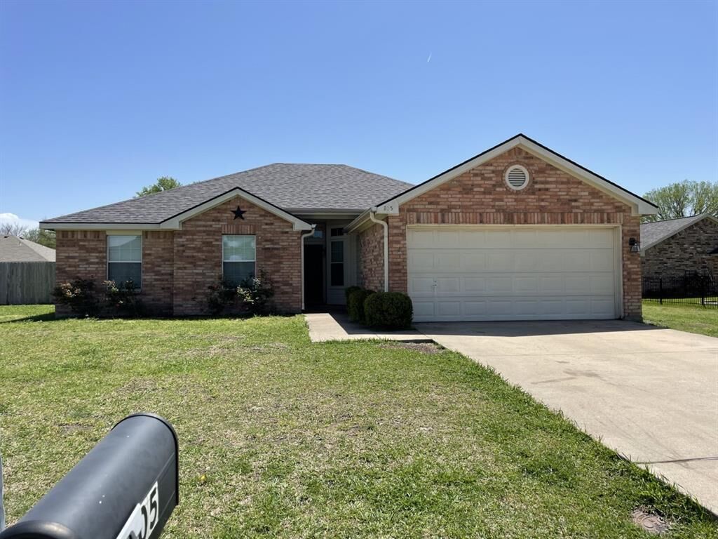Property Photo: 105 Lemley Drive TX 75032