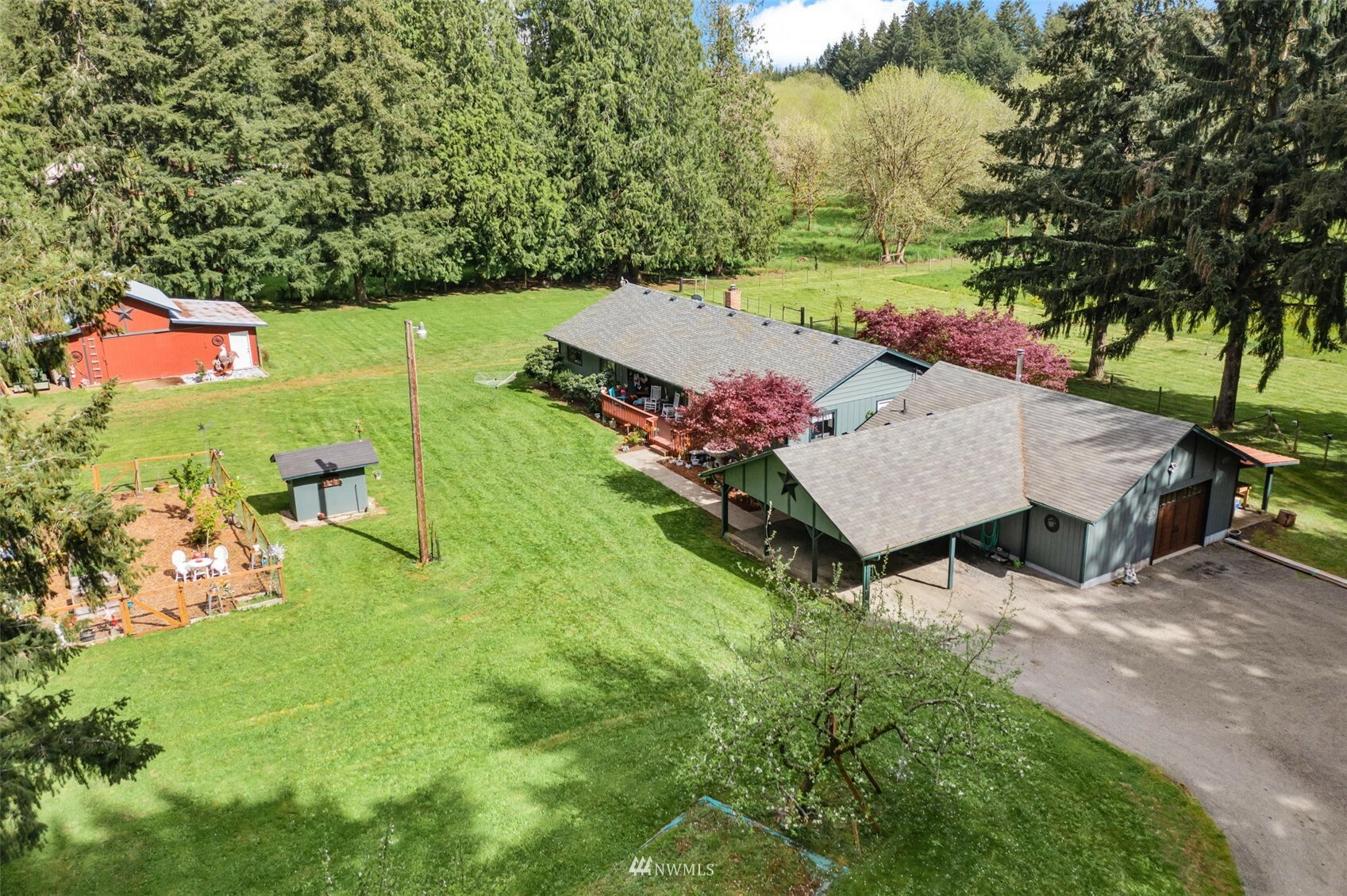 Property Photo:  430 D Kirkland Road  WA 98532 