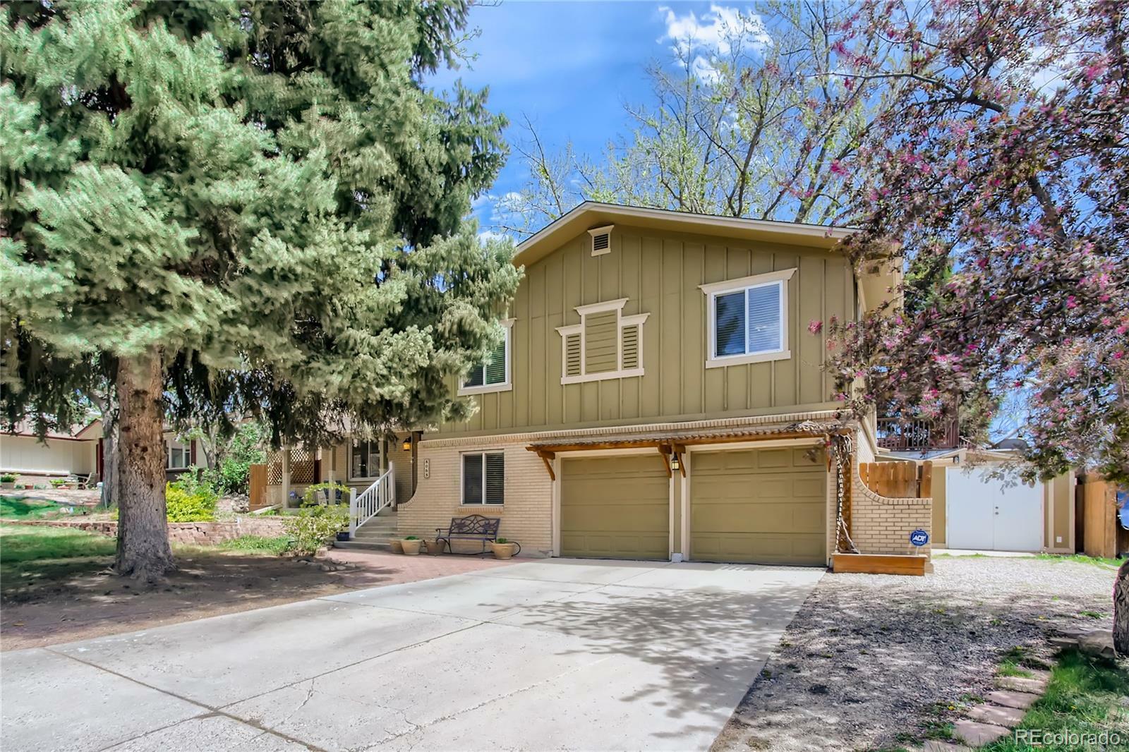 Property Photo:  8068 W Harvard Drive  CO 80227 