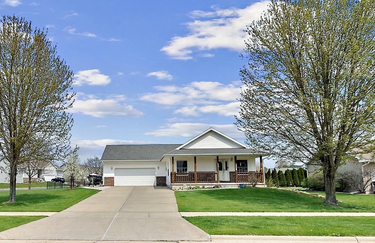 Property Photo:  1038 Columbia Dr  WI 53955 