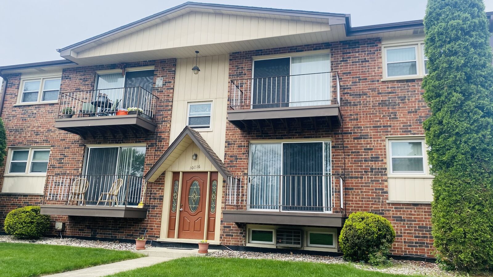 Property Photo:  10816 71st Court 1N  IL 60482 