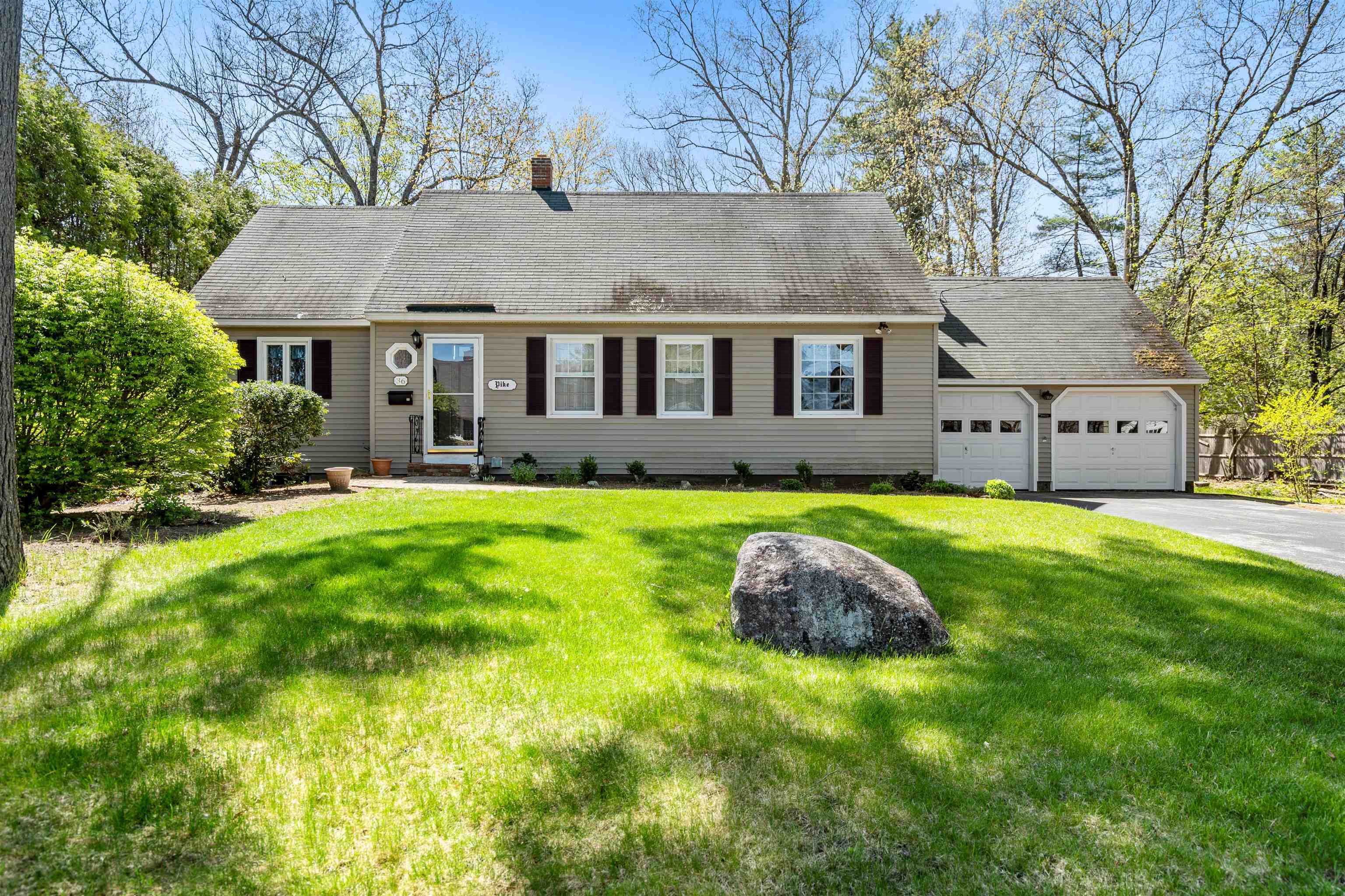 Property Photo:  36 Ashlar Drive  NH 03045 