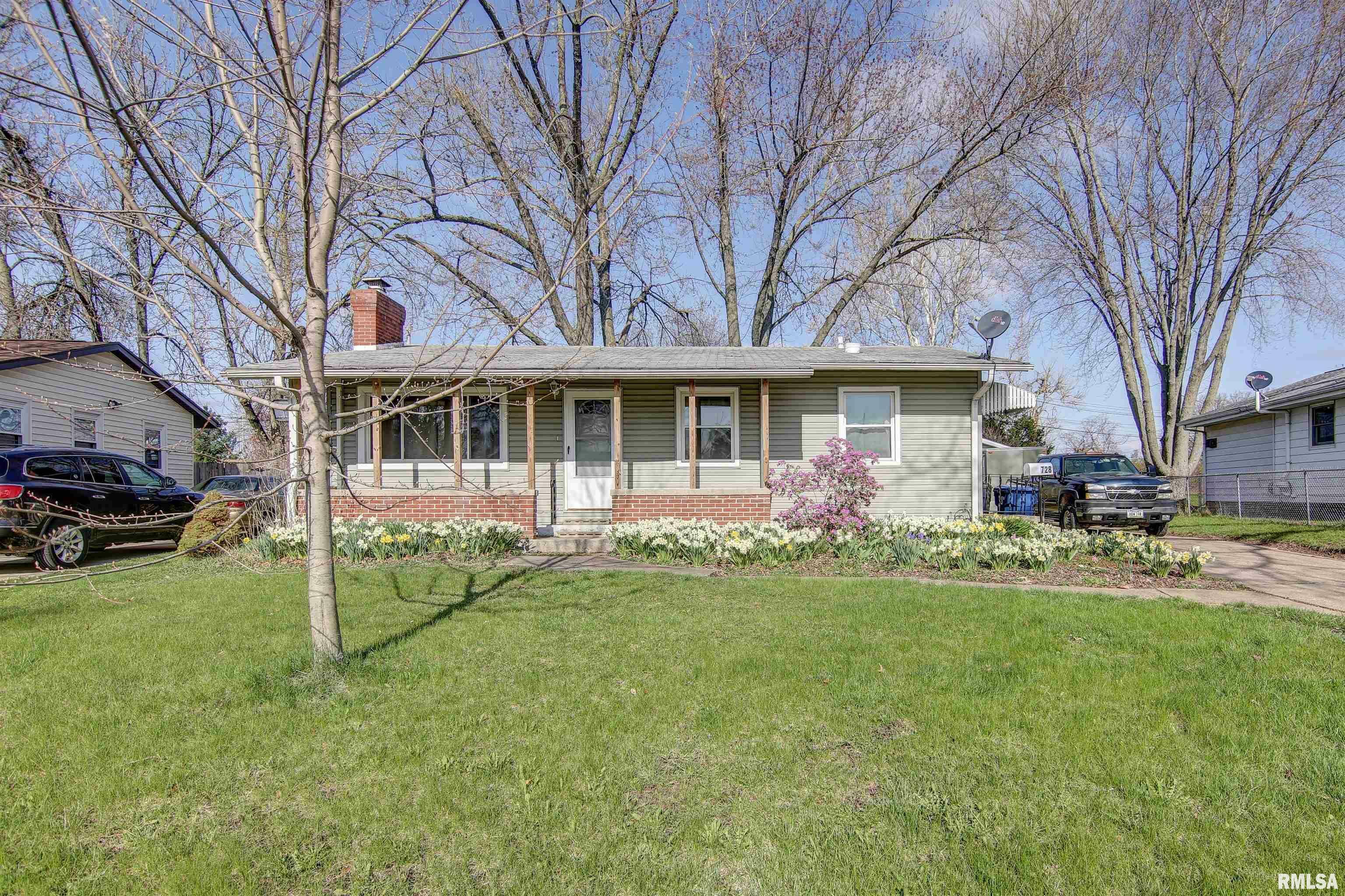 Property Photo:  728 Highview  IA 52732 