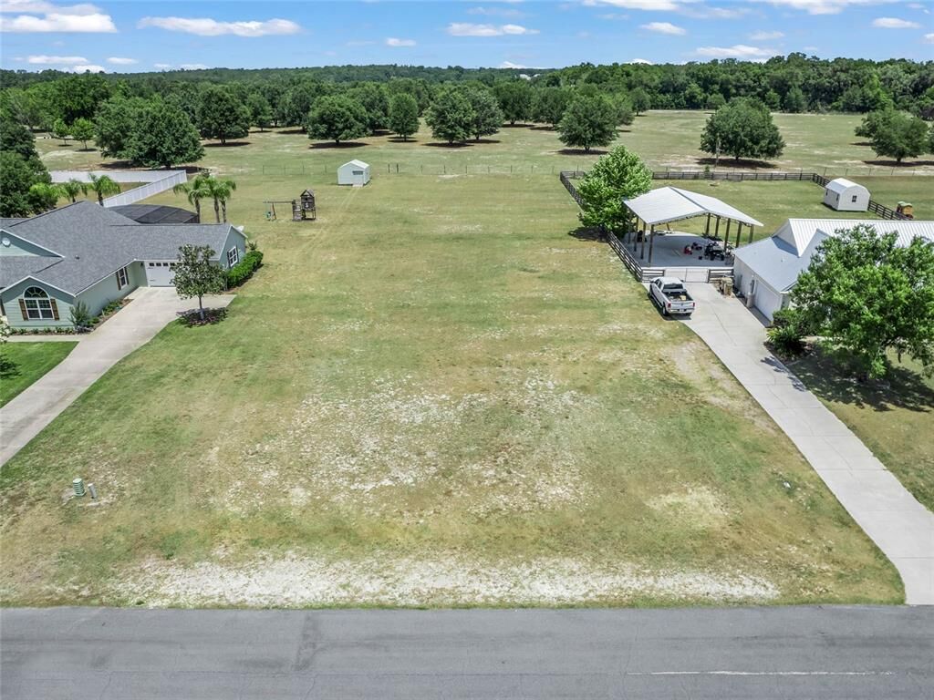 Property Photo:  Piney Ridge Boulevard  FL 34731 