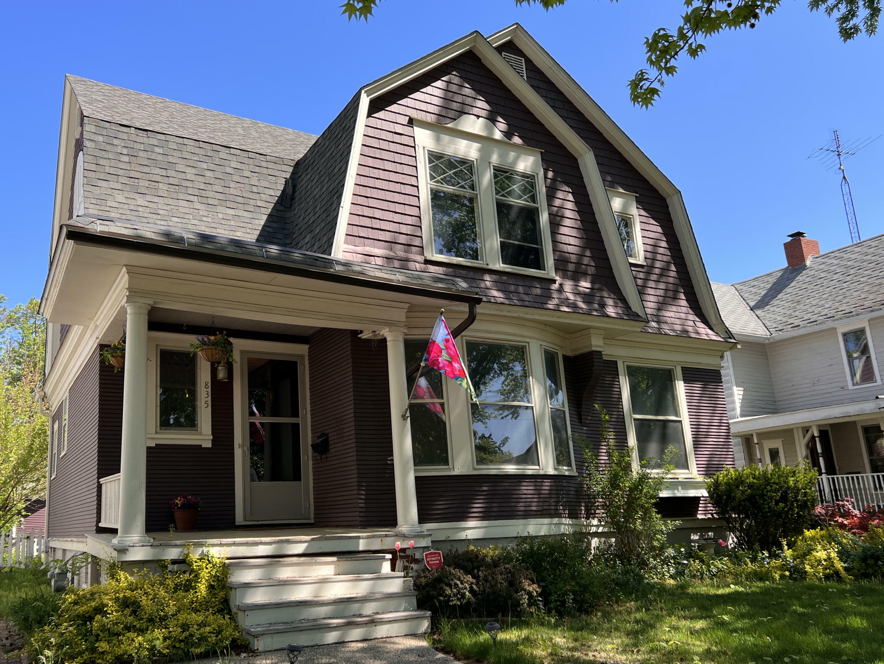 Property Photo:  835 Wisconsin Avenue  MI 49085 