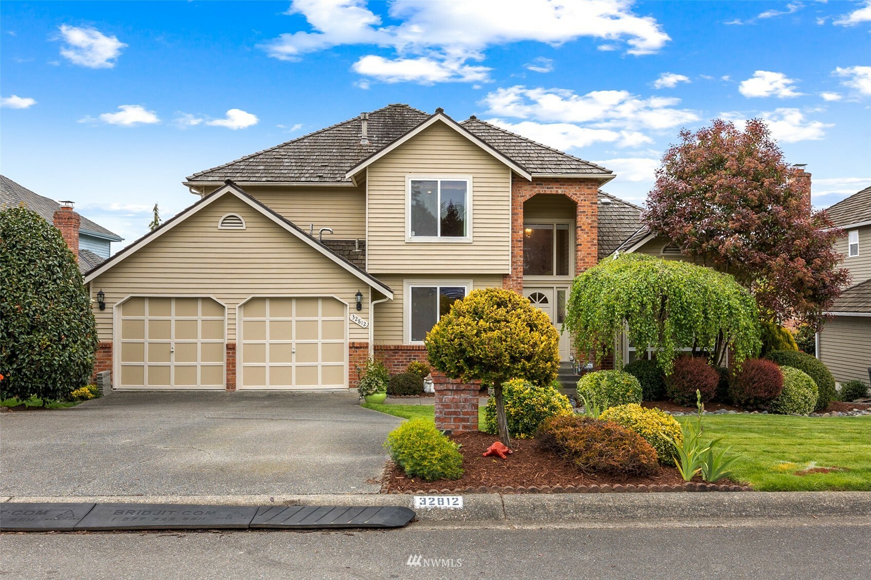 Property Photo:  32812 48th Court SW  WA 98023 