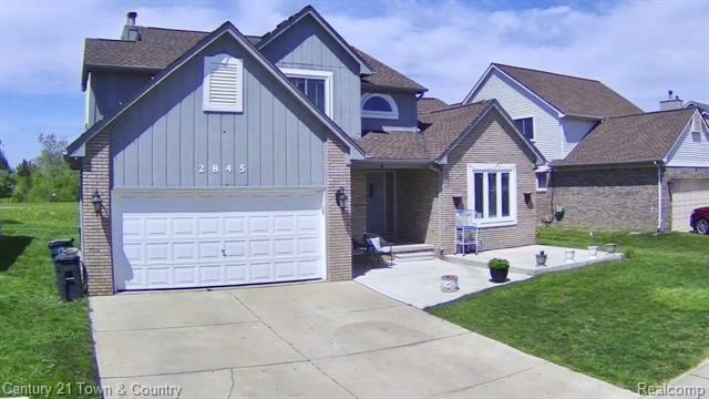 Property Photo:  2845 Truffle Drive  MI 48083 