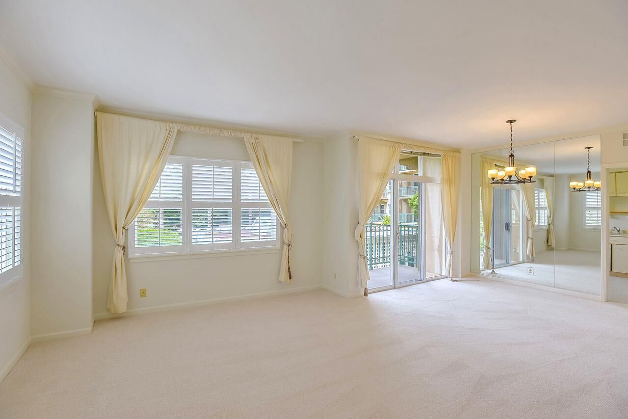 Property Photo: 1 Baldwin Avenue 217 CA 94401