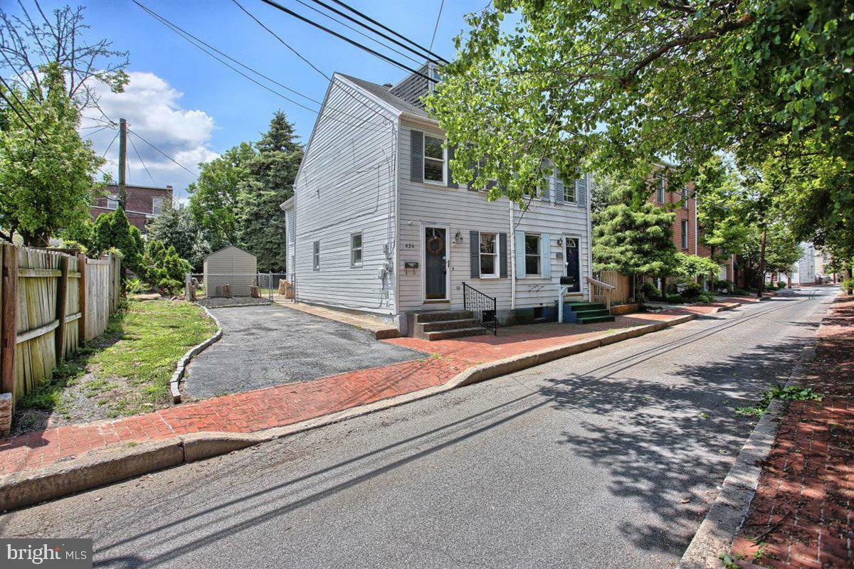 Property Photo: 624 Showers Street PA 17104