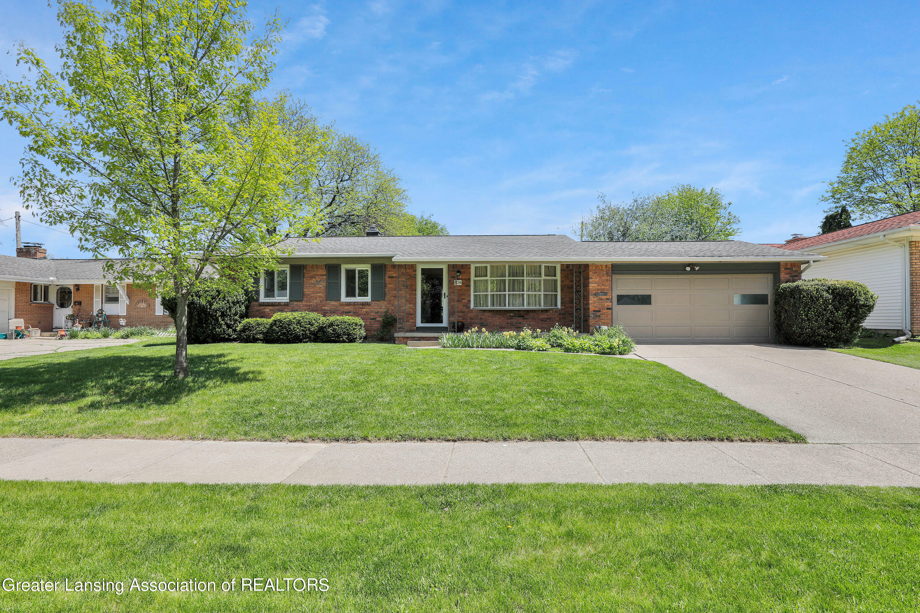 Property Photo:  1234 Kimberly Drive  MI 48912 