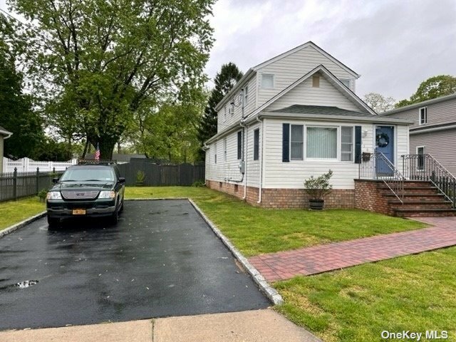 316 Litchfield Avenue  Babylon NY 11702 photo