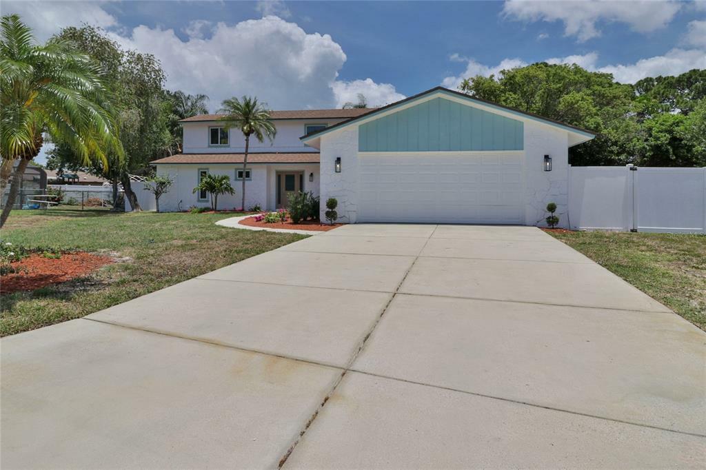 Property Photo:  7612 25th Avenue W  FL 34209 