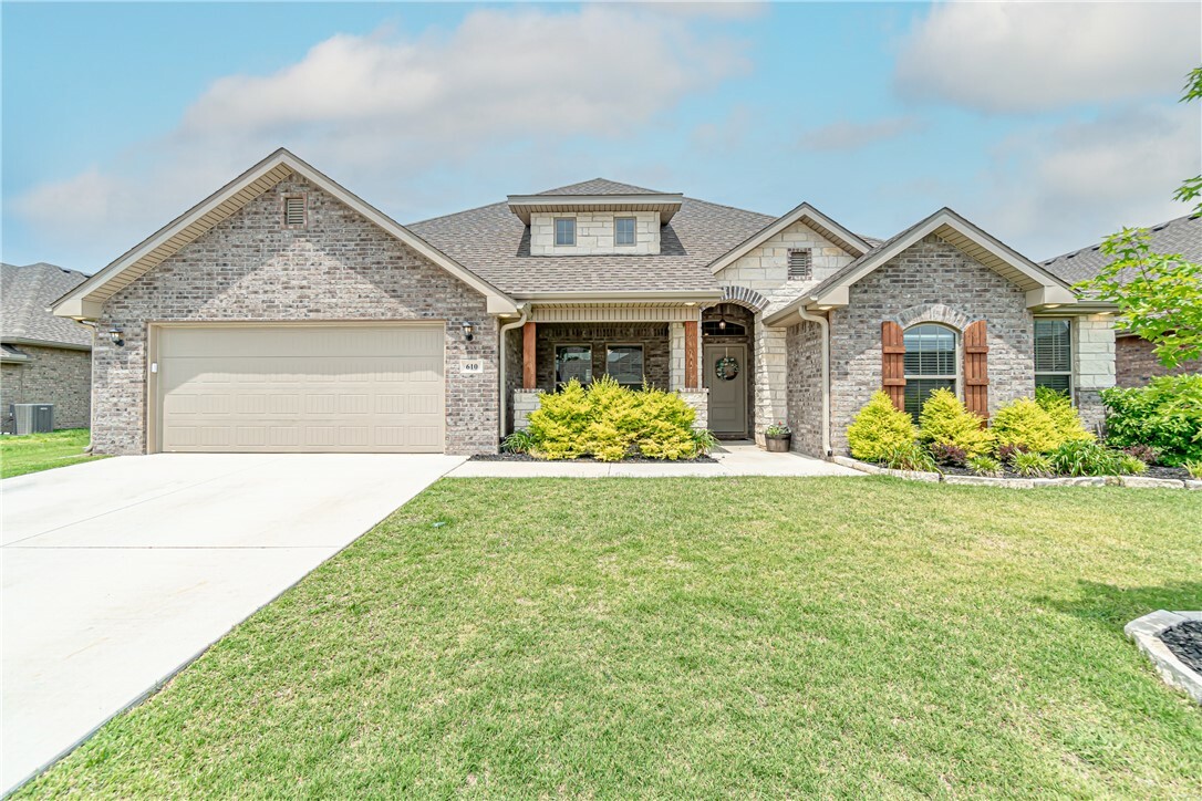 Property Photo:  610 Gala Circle  AR 72712 