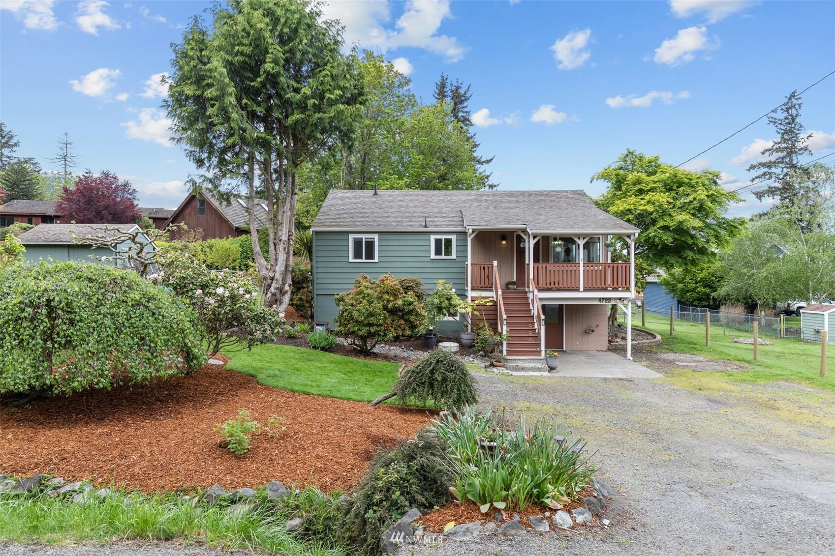 Property Photo:  4722 Woods Road E  WA 98366 