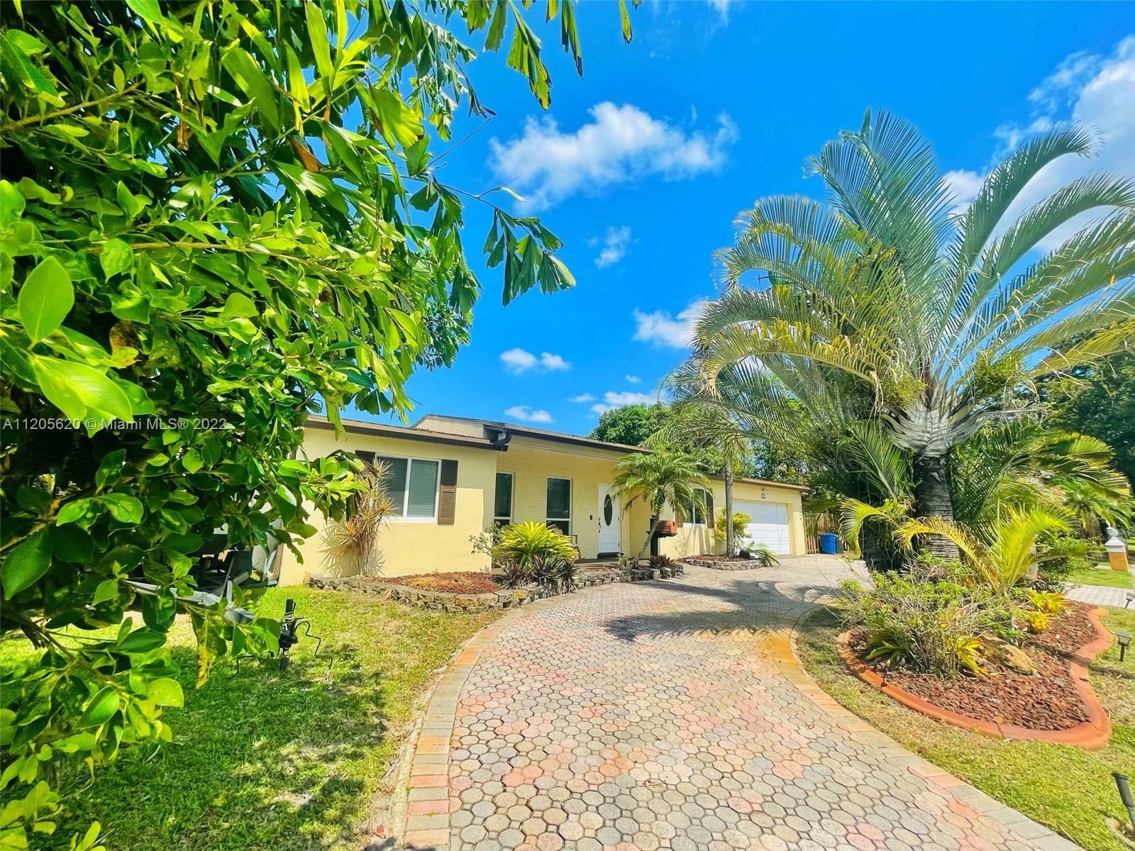 Property Photo:  431 SW 53rd Ave  FL 33317 