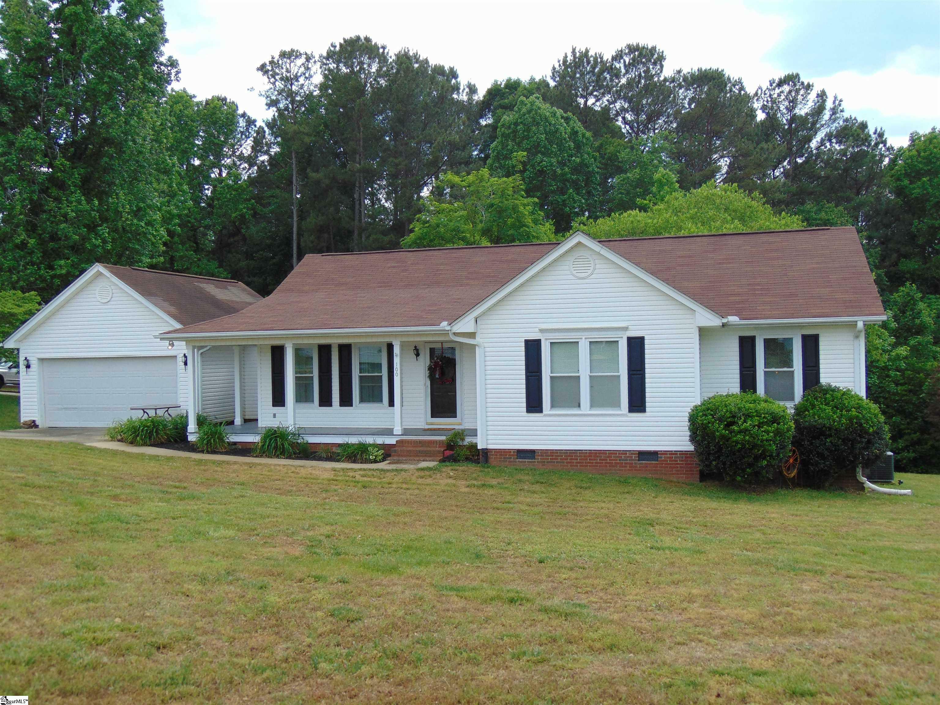 Property Photo:  100 Harvard Lane  SC 29640 