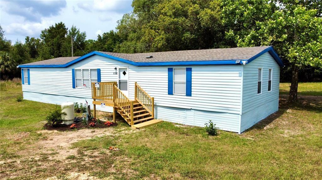 Property Photo: 17109 Lawless Road FL 34610