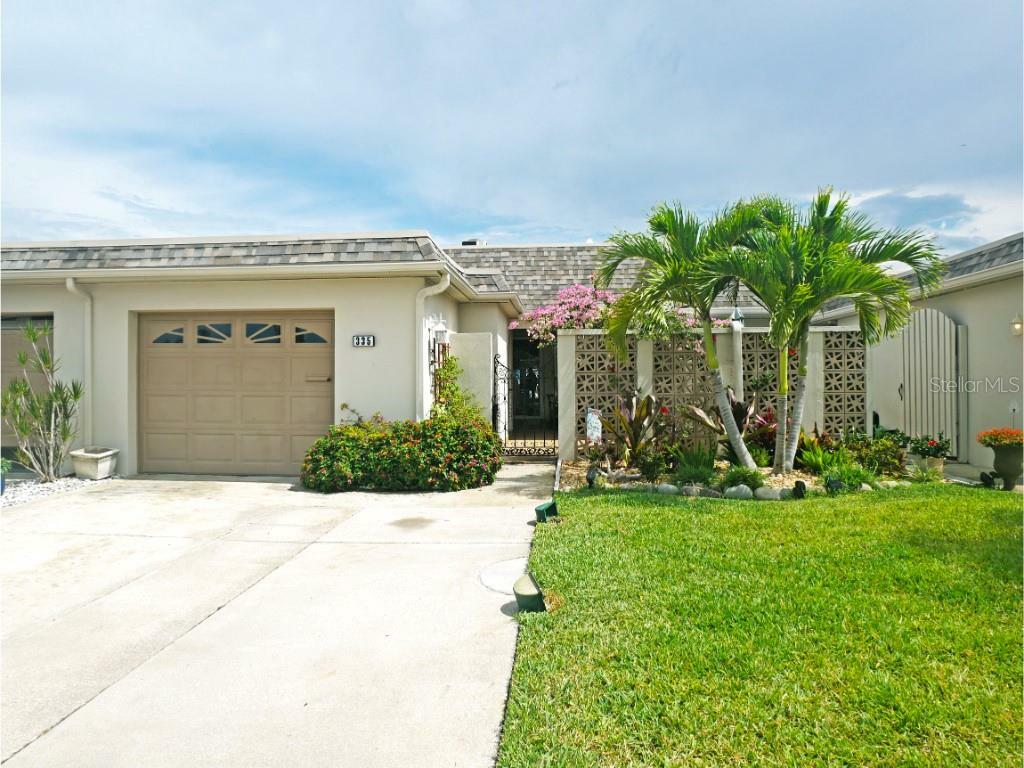 Property Photo:  335 Boca Ciega Point Boulevard  FL 33708 