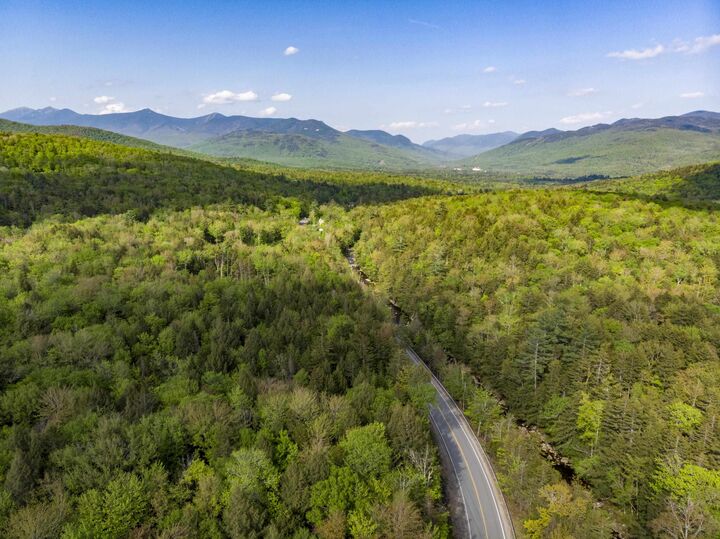 Property Photo:  206-011 Lost River Road  NH 03262 